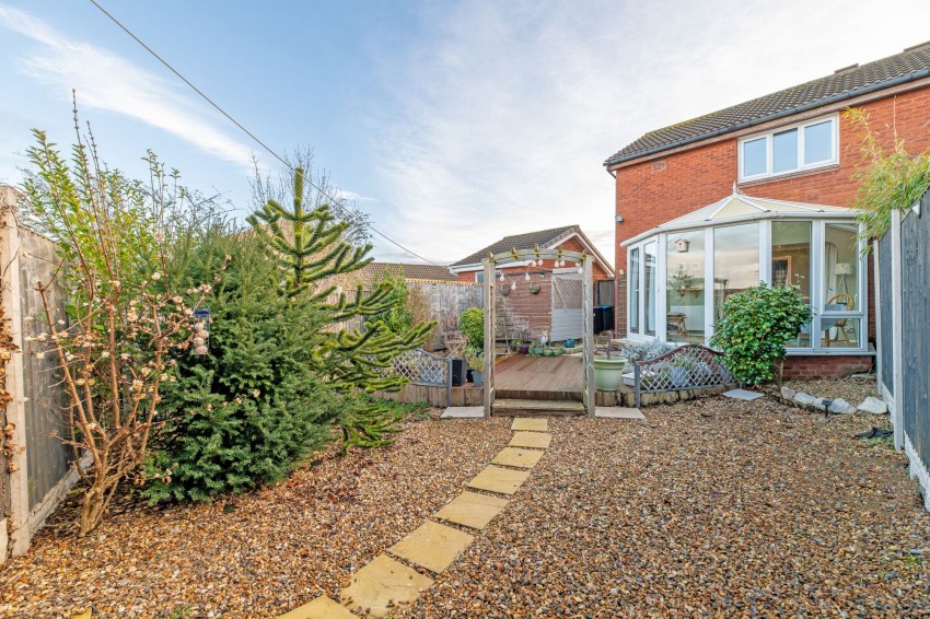 Images for Plovers Lane, Helsby, WA6