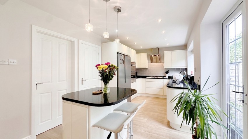 Images for Kettleshulme Way, Poynton, SK12