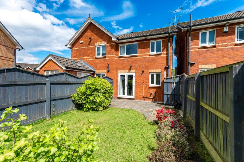 Images for Holmeswood Close, Wilmslow, SK9