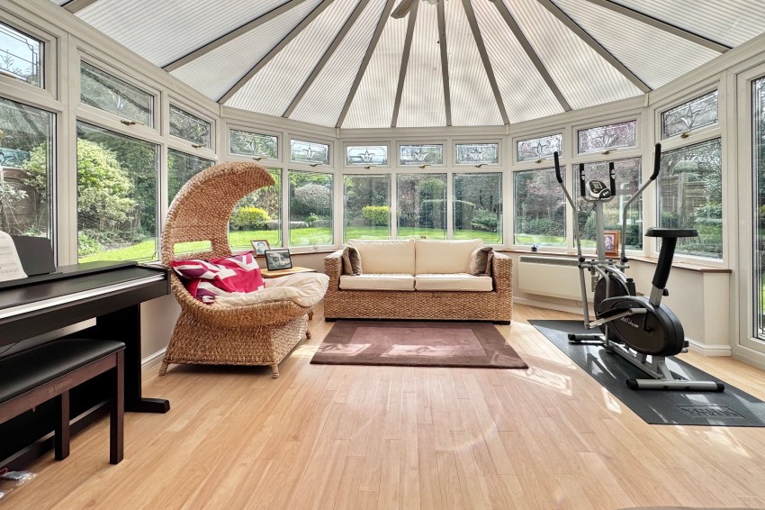 Images for Hathersage Drive, Glossop, SK13