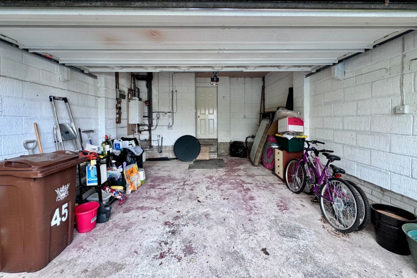 Images for Hathersage Drive, Glossop, SK13