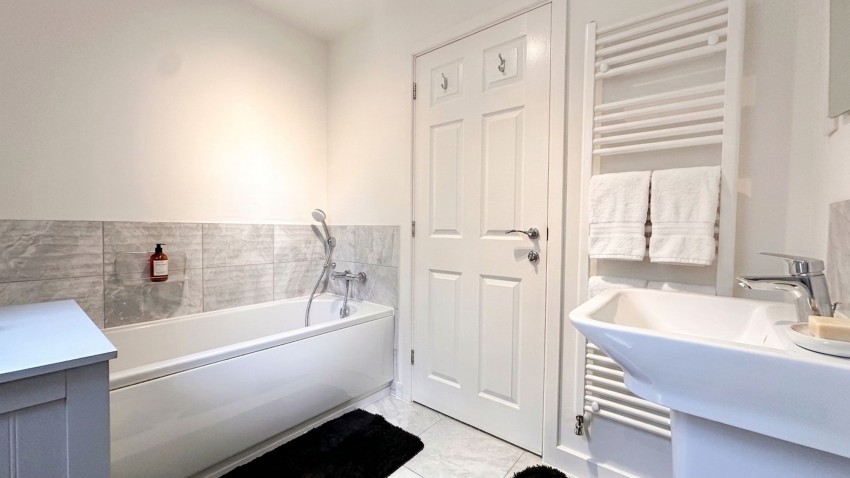 Images for Thomas Gray Road, Poynton, SK12