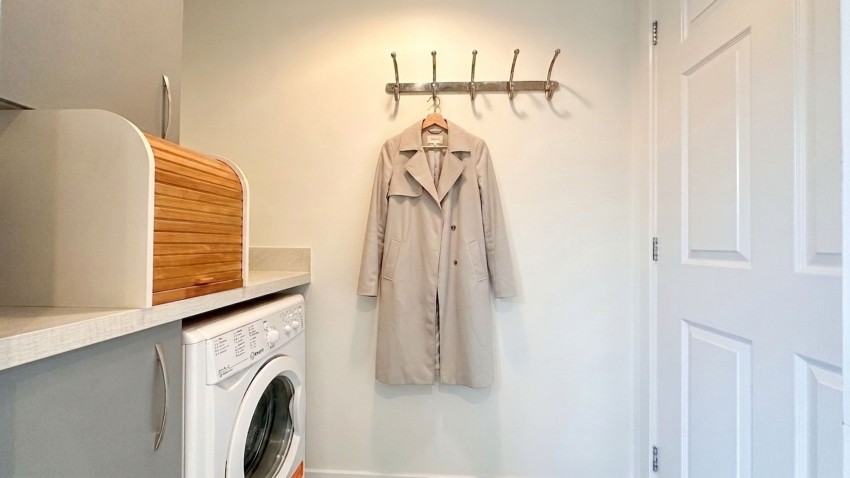 Images for Thomas Gray Road, Poynton, SK12
