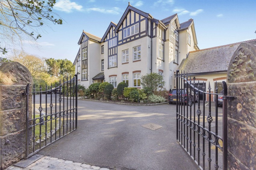 Images for Harrop Road, Hale, WA15