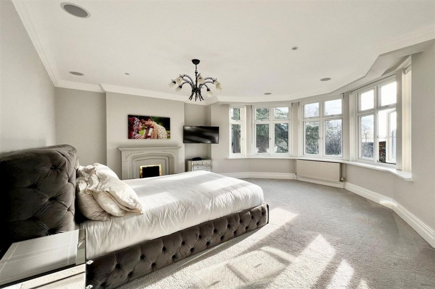 Images for Harrop Road, Hale, WA15