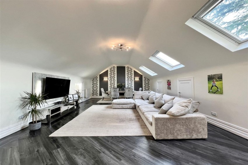 Images for Harrop Road, Hale, WA15