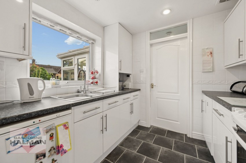 Images for Hallwood Road, Handforth, SK9