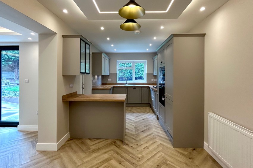 Images for Rossendale Road, Heald Green, SK8