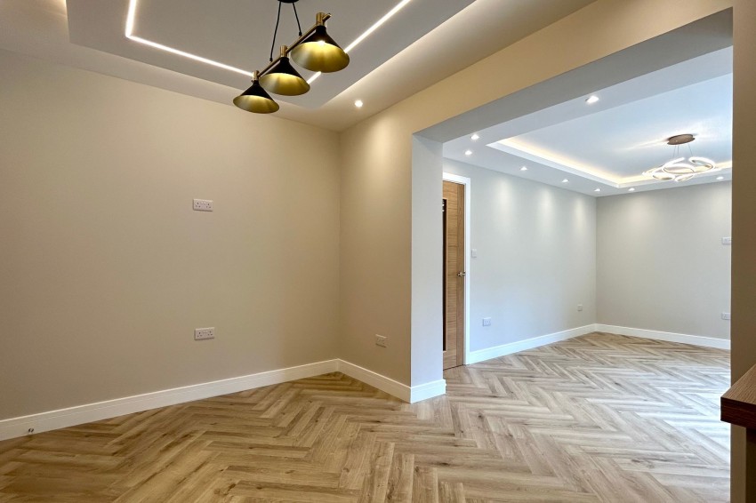Images for Rossendale Road, Heald Green, SK8