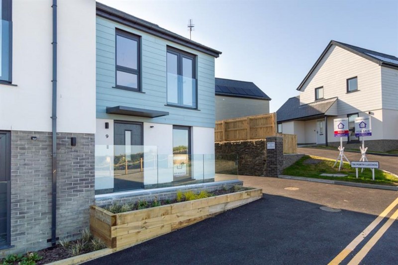 Bull Bay, Isle Of Anglesey, LL68