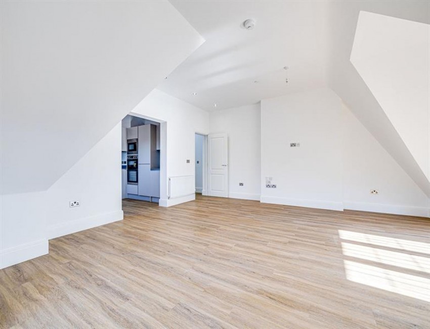 Images for Greysfield House, Ferma Lane, CH3