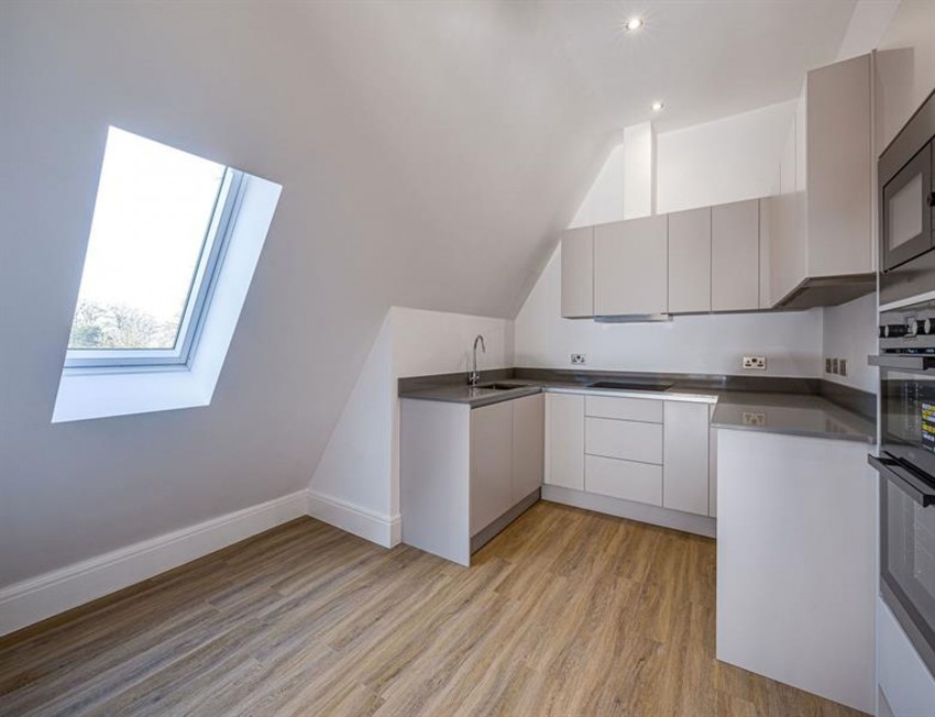 Images for Greysfield House, Ferma Lane, CH3