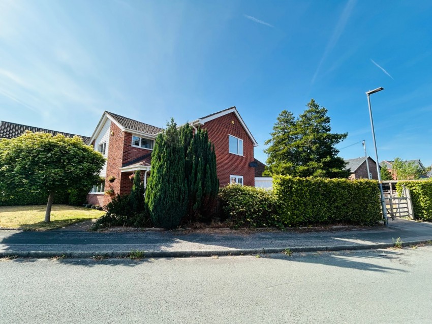 Images for Springfield Avenue, Lymm, WA13