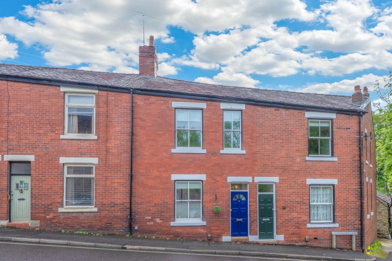Longhurst Lane, Marple Bridge, SK6