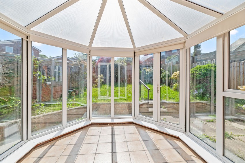 Images for Plovers Lane, Helsby, WA6