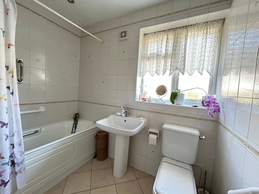 Images for Lea Avenue, Goostrey, CW4