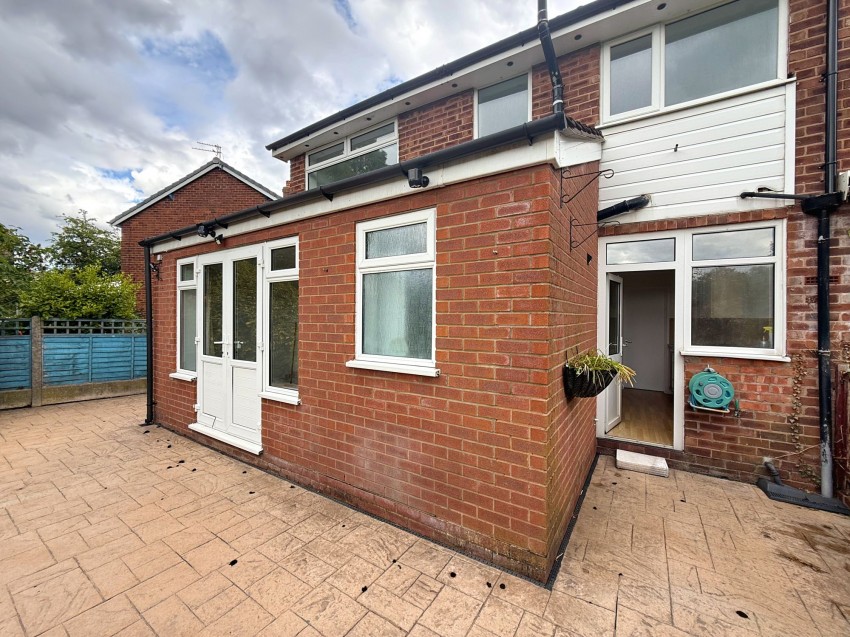 Images for Matlock Close, Sale, M33
