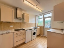 Images for Matlock Close, Sale, M33