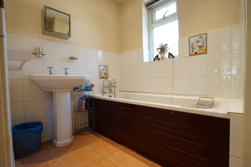 Images for Gawsworth Avenue, East Didsbury, M20
