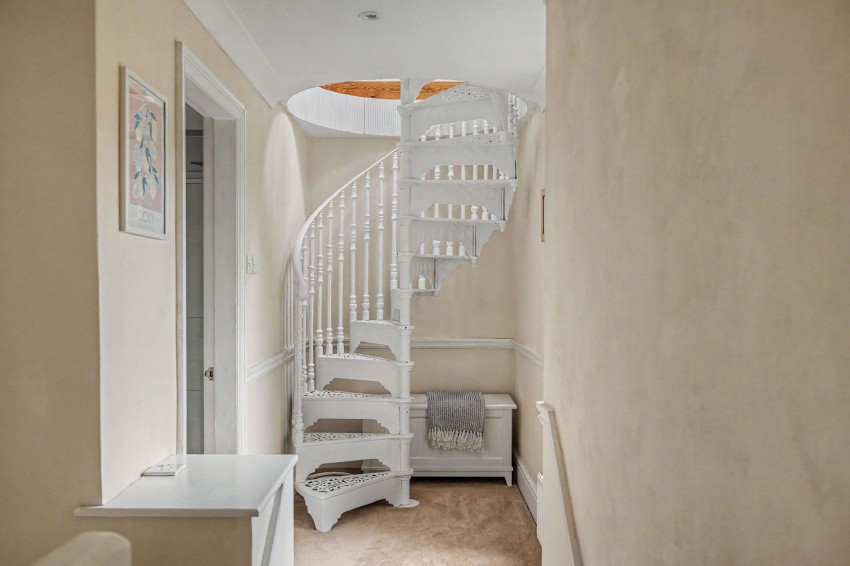 Images for Apsley Grove, Bowdon, WA14