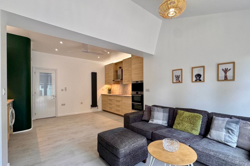 Images for Mount Street, Glossop, SK13
