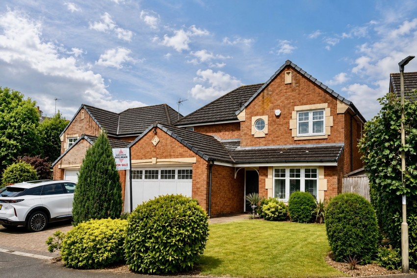 Images for Kingfisher Way, Glossop, SK13