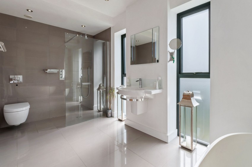 Images for 15 Butley Lanes, Prestbury, SK10