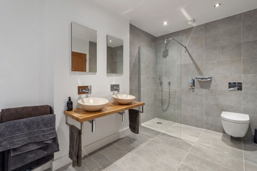 Images for 15 Butley Lanes, Prestbury, SK10