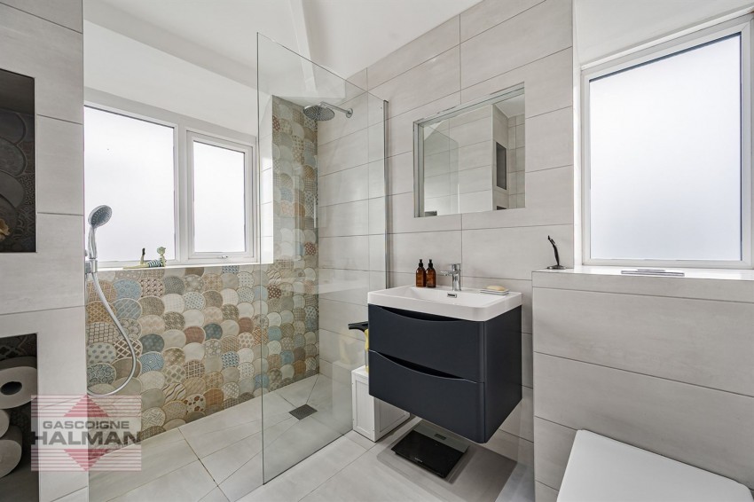 Images for Derbyshire Road South, Sale, M33