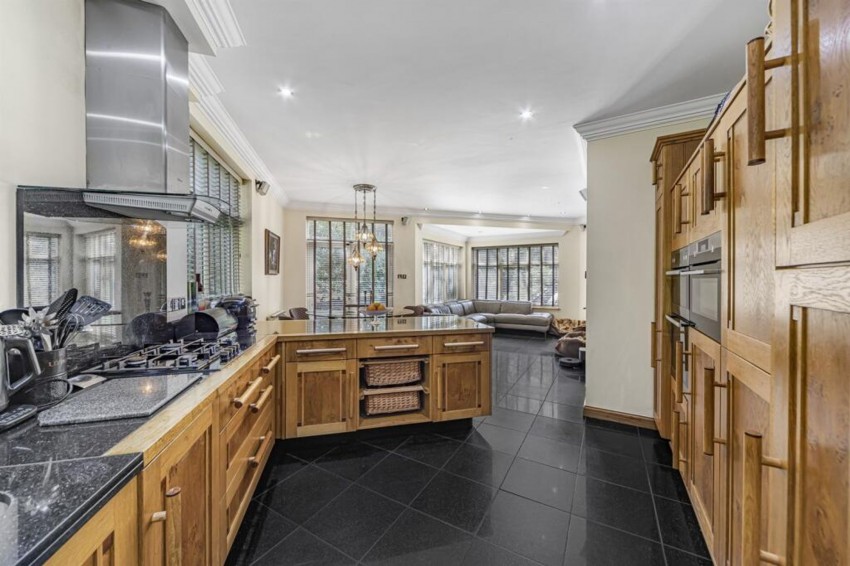 Images for Alan Drive, Hale, WA15