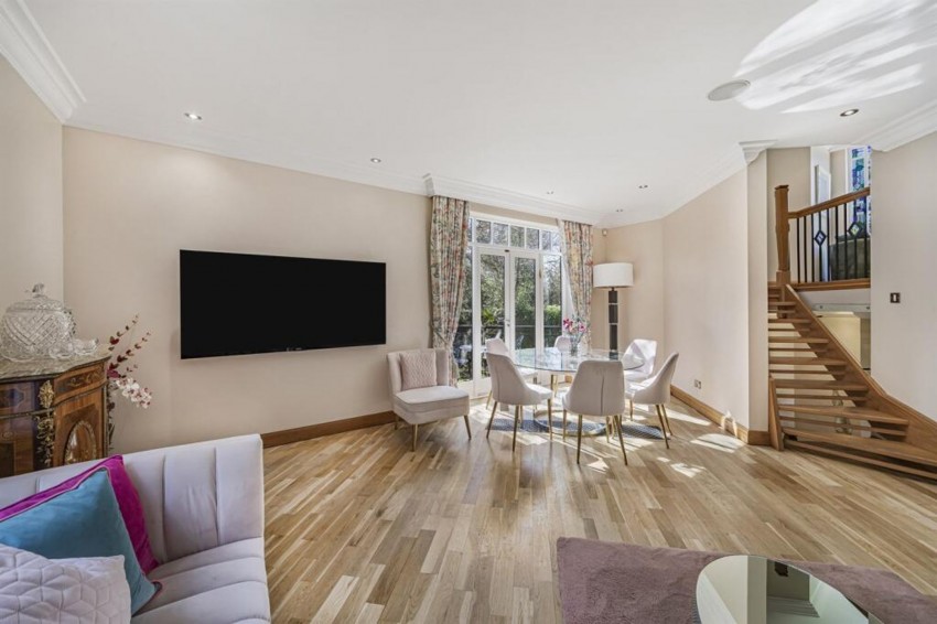 Images for Alan Drive, Hale, WA15