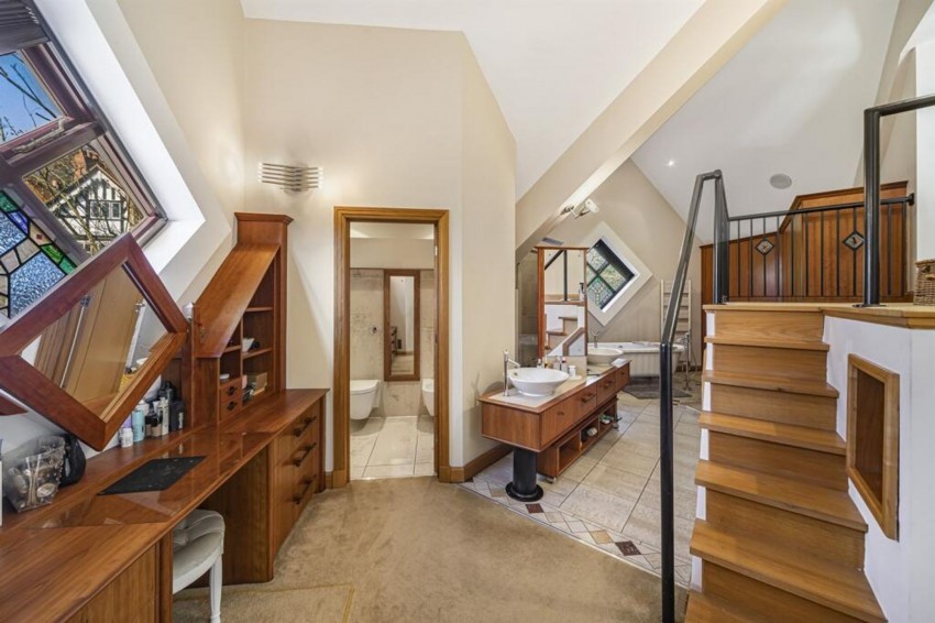 Images for Alan Drive, Hale, WA15